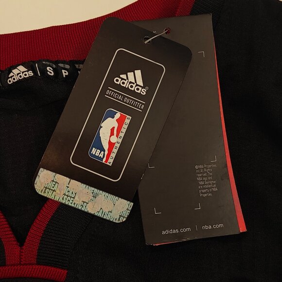 NWT Vintage Adidas Dwyane Wade Miami Heat Jersey Men's Size S Small 2015 Retro - Picture 9 of 15